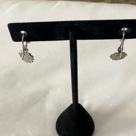 Little Silvertone Heart Earrings - Picture 2 of 3